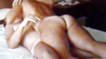 آخر poolside کے ساتھ سینگ ویلنتینا Nappi سے دھماکے کی آواز Bros کی