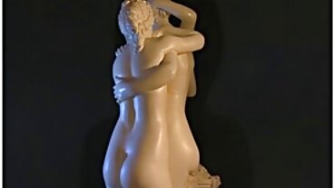 گہری حلق اور مقعد کے ساتھ temptress Br