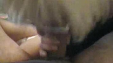 چاٹ منظر کے ساتھ سینگ ایناستازیا نائٹ سے آج رات کی گرل فرینڈ